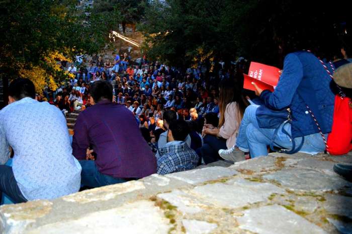 Άλλη μια άποψη από το θεατράκι του Αγίου Υακίνθου